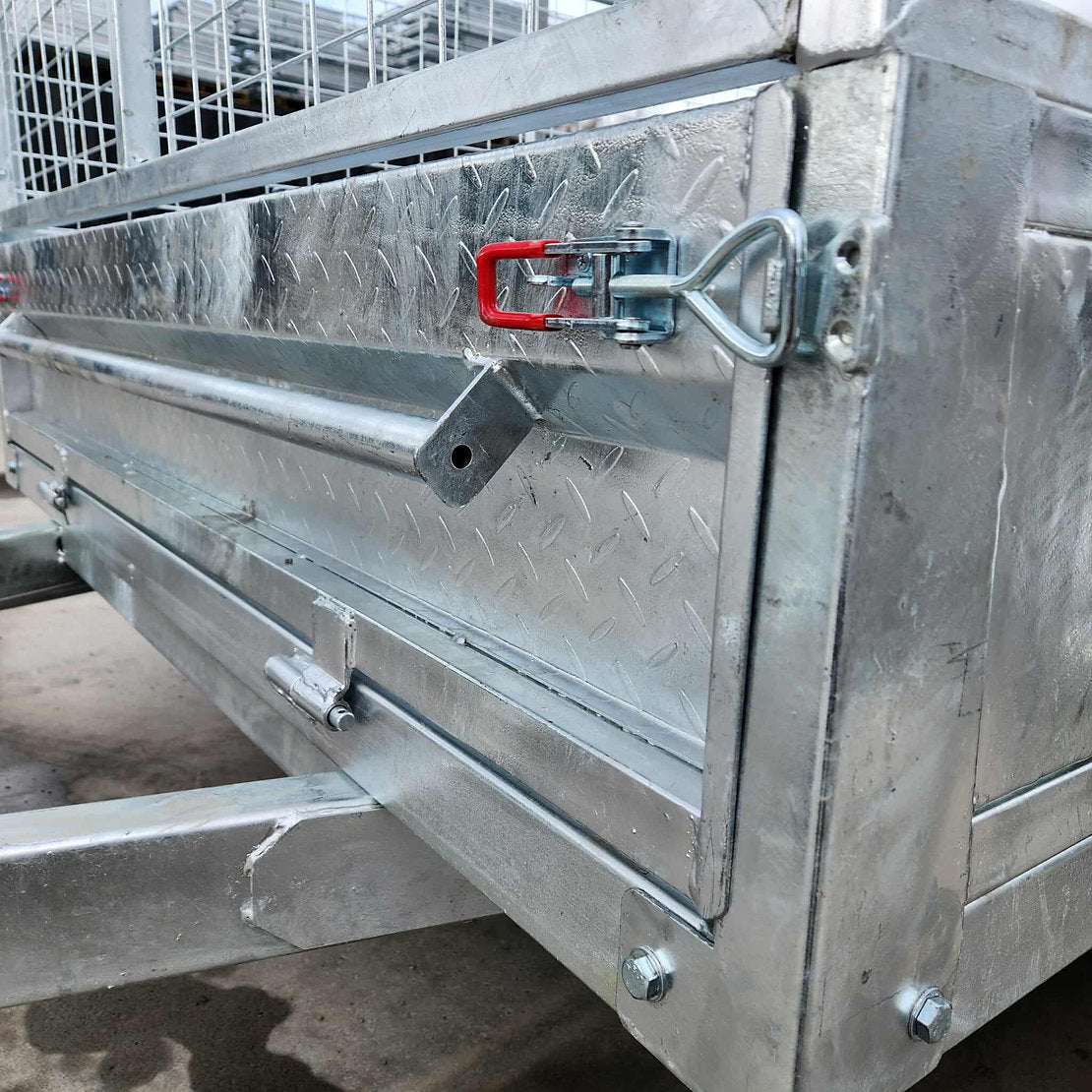 8x5 Tandem Braked Trailer + 600mm Cage