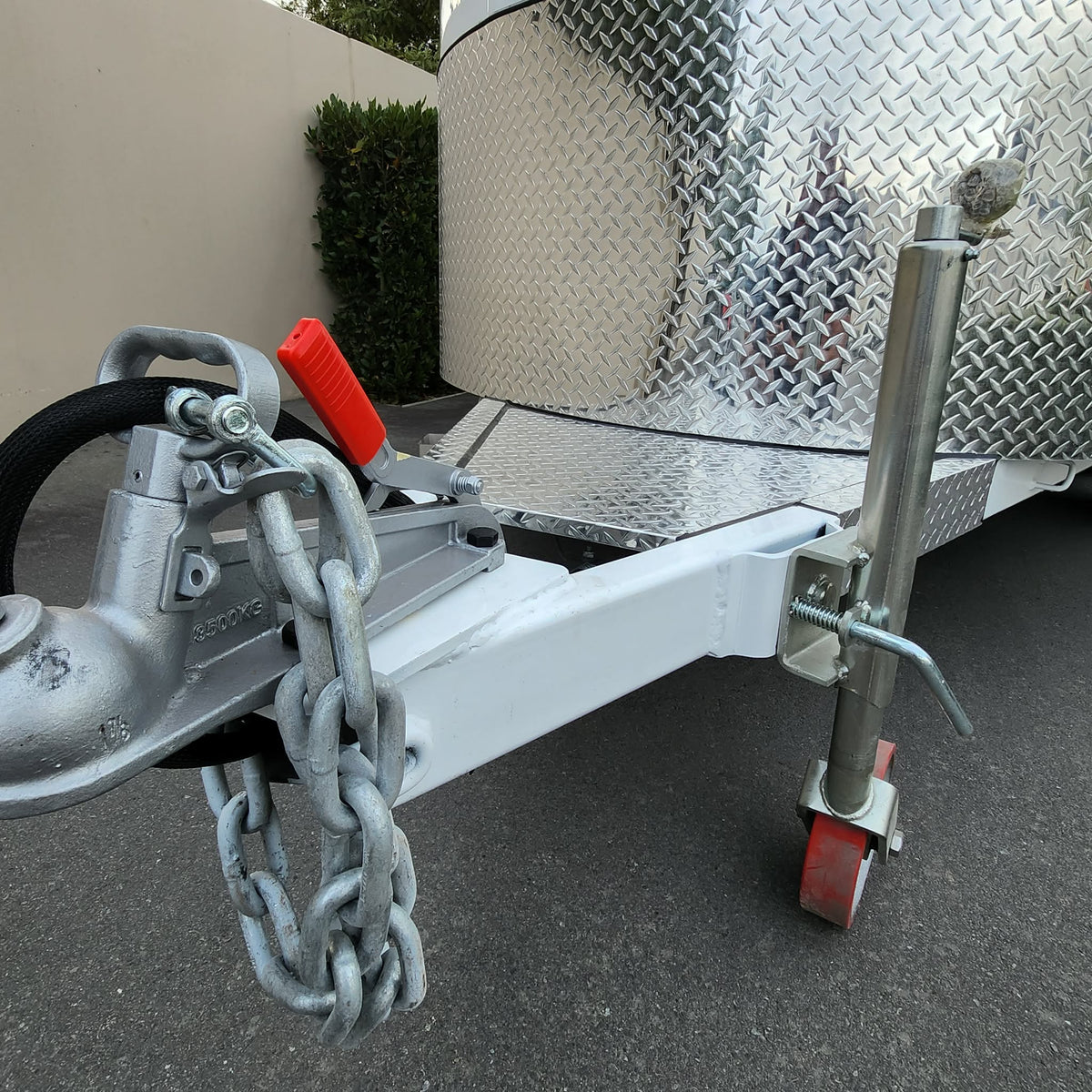 Tandem Horse Float – 1600kg Load Capacity